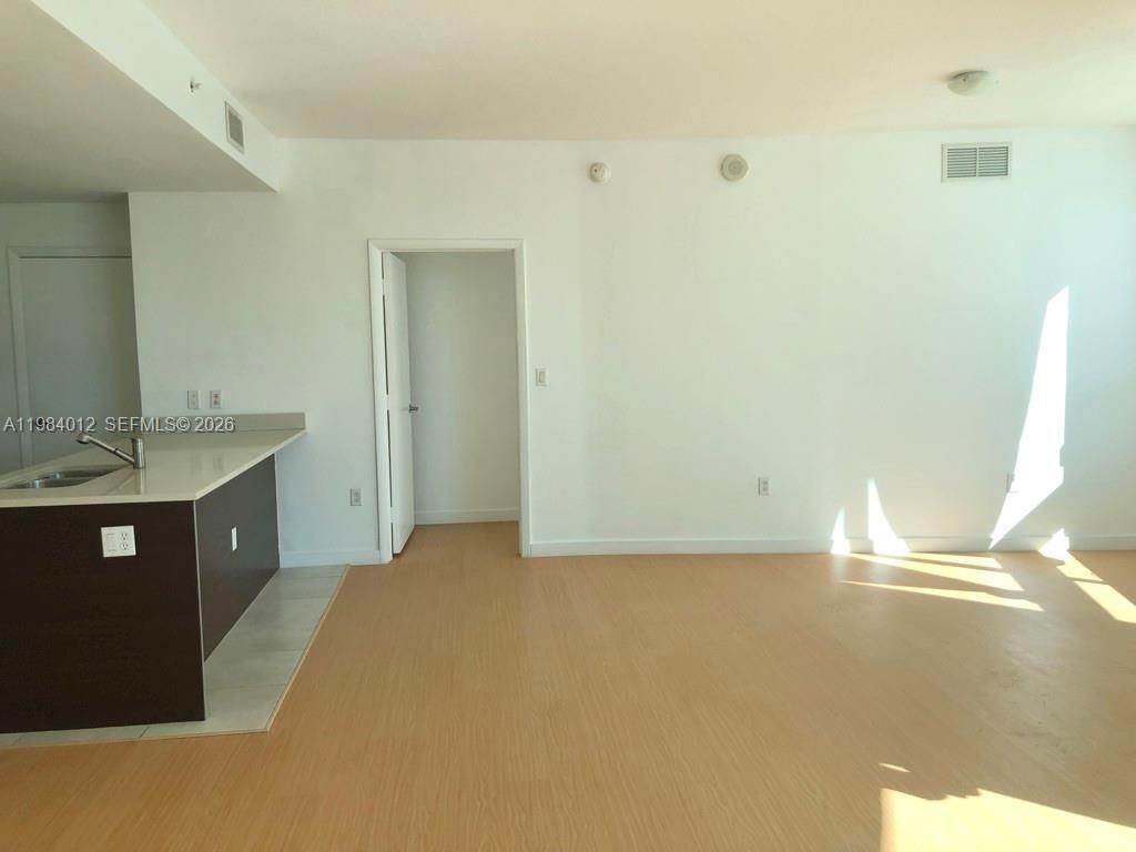 1900 N Bayshore Dr, Unit 1619, Miami, FL 33132 Photo