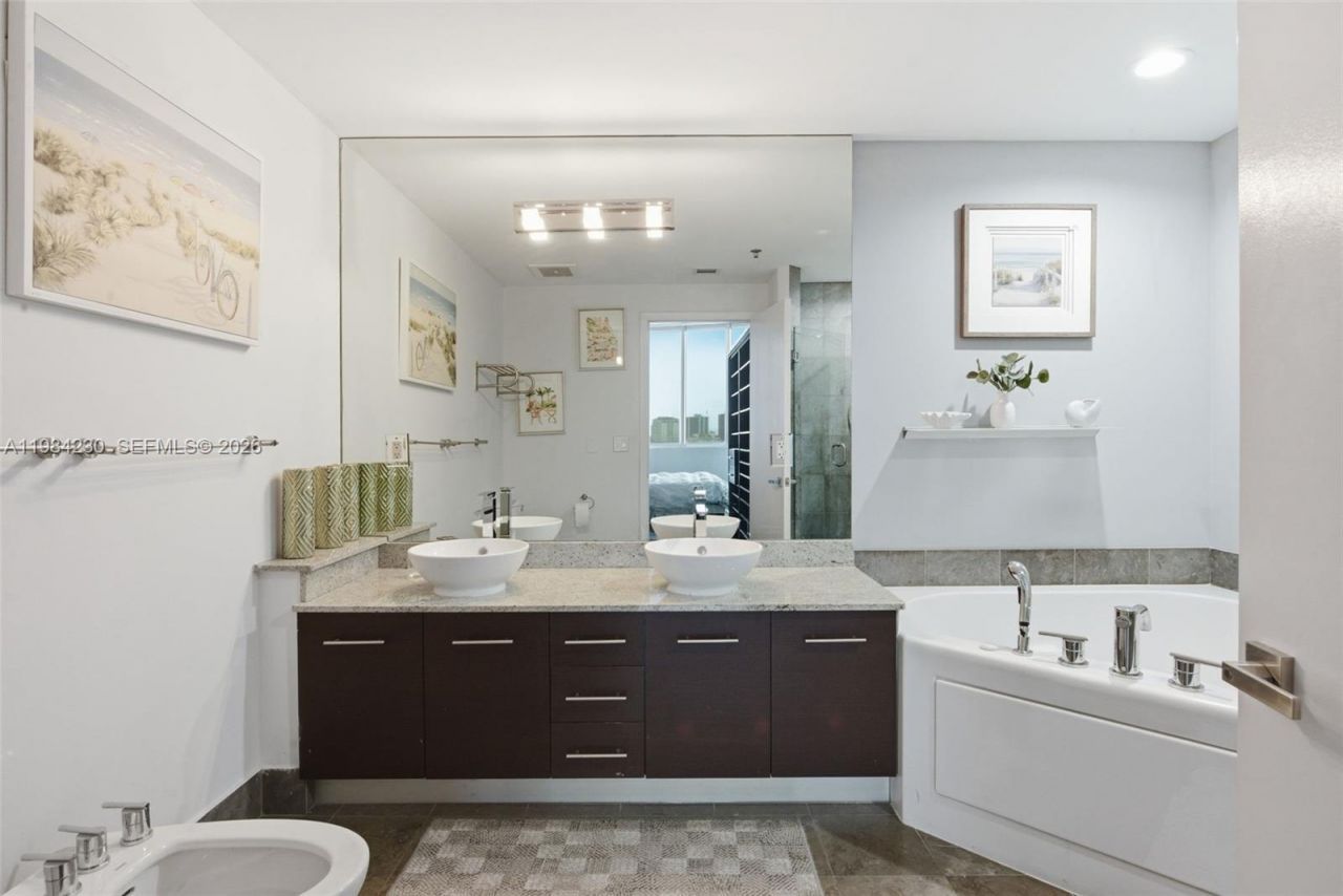 3029 NE 188th St , Unit 601, Aventura, FL 33180 Photo