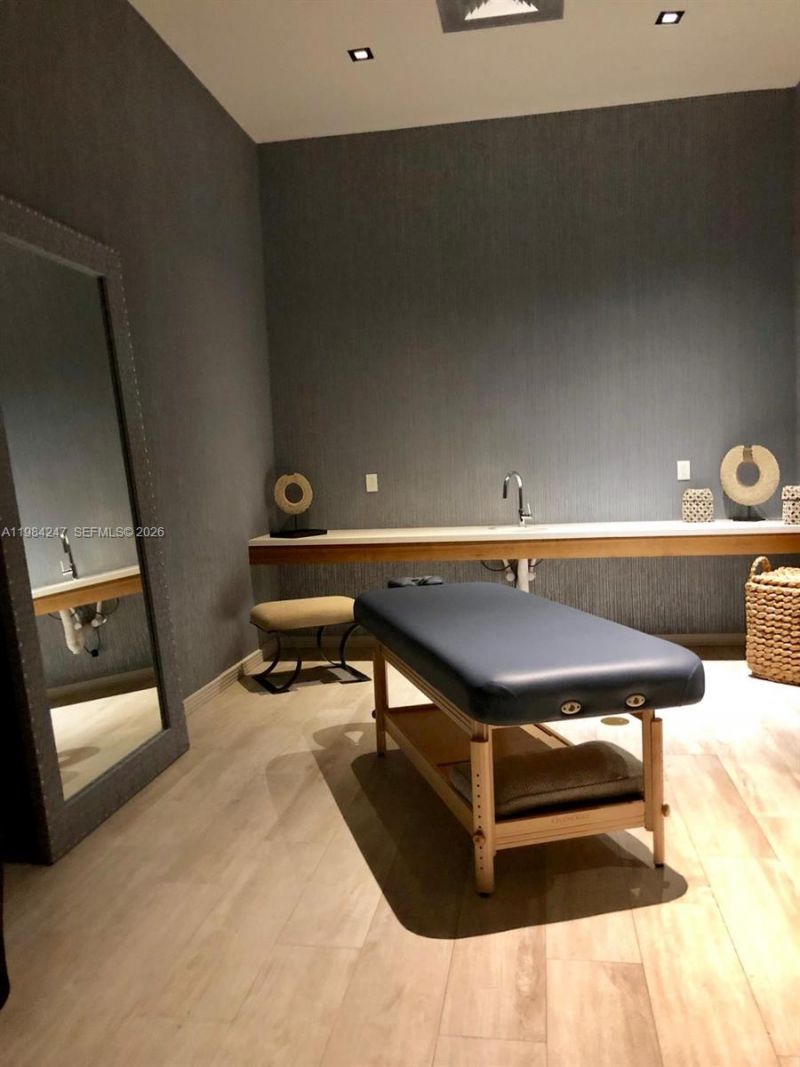 2900 NE 7th Ave , Unit 3705, Miami, FL 33137 Photo