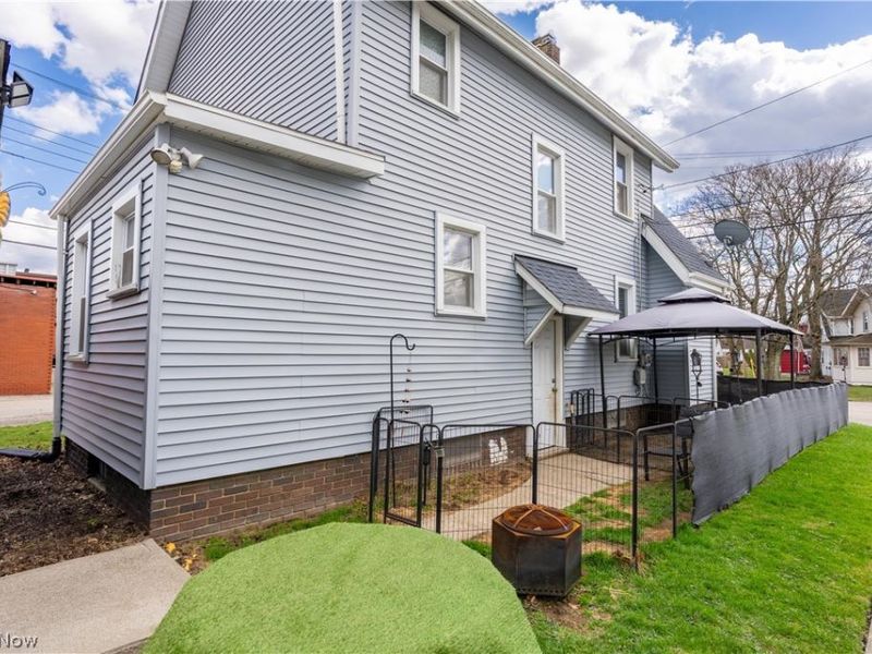 1421 Ferndale Road NW, Canton, OH 44709 Photo 4