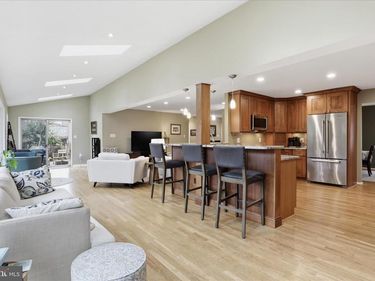 4205 ELIZABETH LANE, ANNANDALE, VA 22003