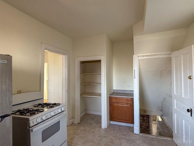 1606 Brewster Avenue, Cincinnati, OH 45207 Photo 19