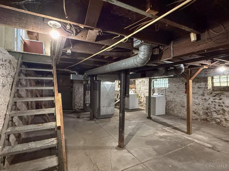 1606 Brewster Avenue, Cincinnati, OH 45207 Photo 23