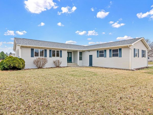 17213 Van Buren Street NE, Ham Lake, MN 55304