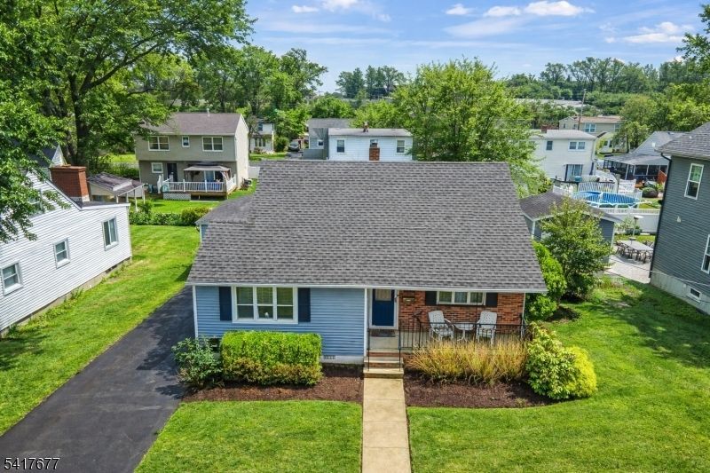 25 Fair Hill Rd, Clifton, NJ 07013 Main Photo