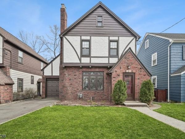 3 Hyde Rd, Bloomfield, NJ 07003