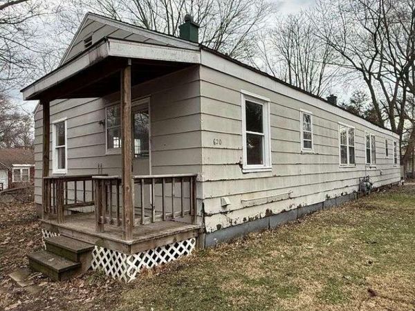 620 Kingsporte Lane , La Porte, IN 46350