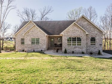 697 Chris Street, Bowling Green, KY 42103