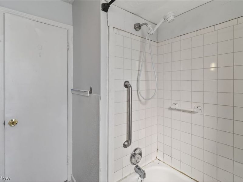 5571 Oakwood Avenue, Maple Heights, OH 44137 Photo 21