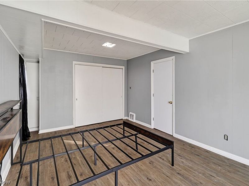 5571 Oakwood Avenue, Maple Heights, OH 44137 Photo 22