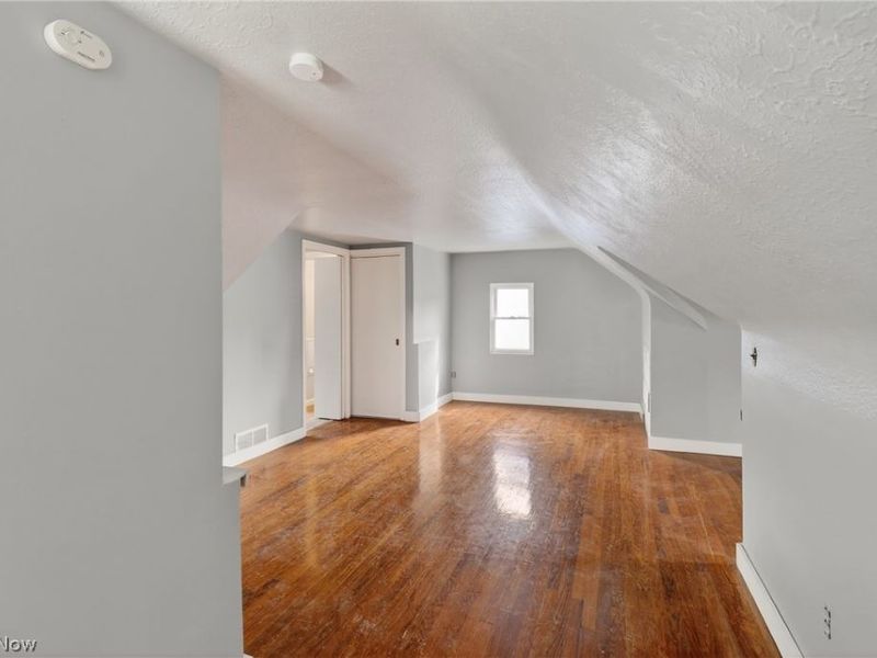 5571 Oakwood Avenue, Maple Heights, OH 44137 Photo 28