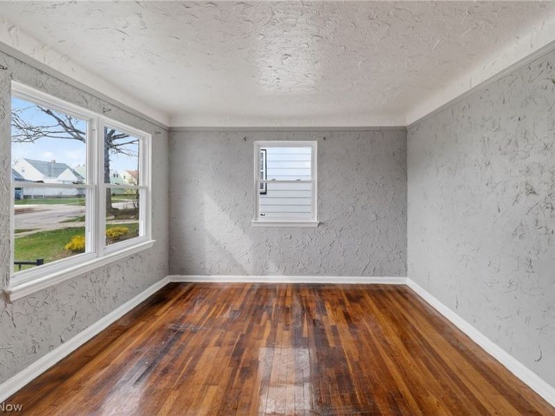 5571 Oakwood Avenue, Maple Heights, OH 44137 Photo 9