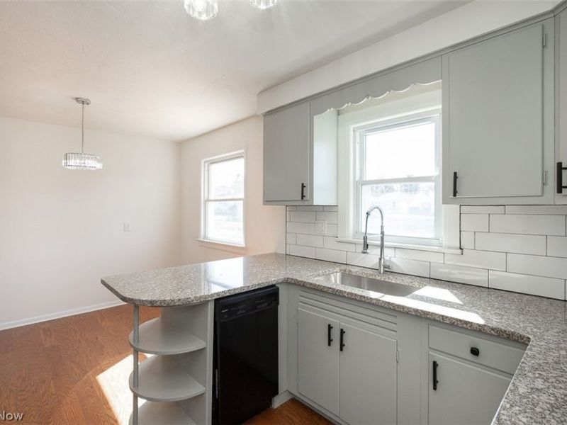 13600 Royal Boulevard, Garfield Heights, OH 44125 Photo 11