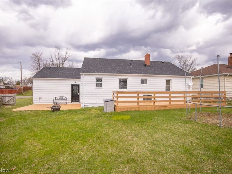 13600 Royal Boulevard, Garfield Heights, OH 44125 Photo 2