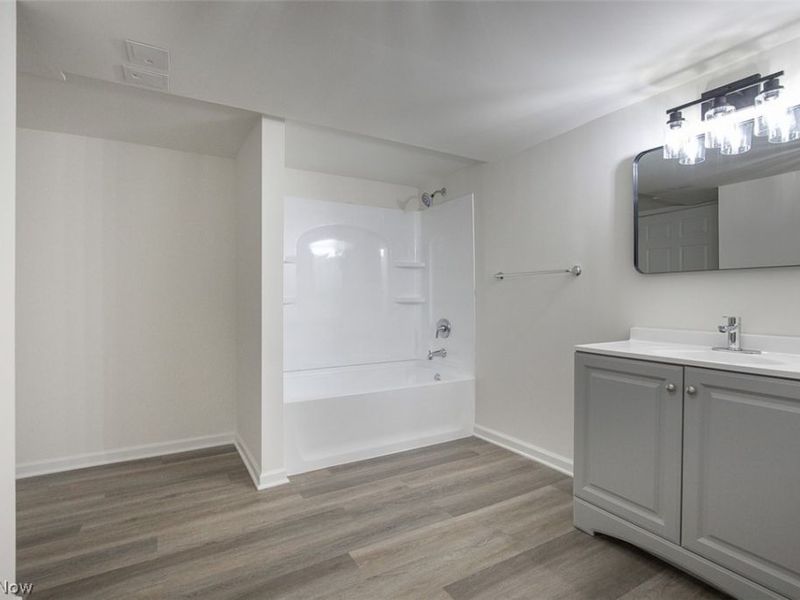 13600 Royal Boulevard, Garfield Heights, OH 44125 Photo 27