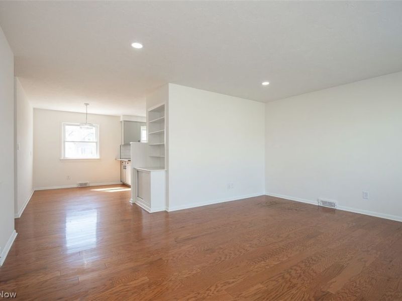 13600 Royal Boulevard, Garfield Heights, OH 44125 Photo 5