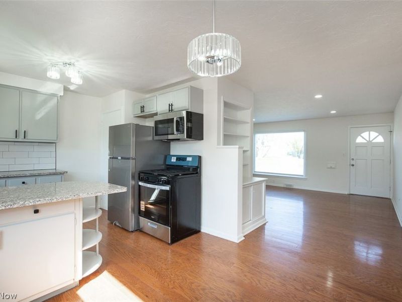 13600 Royal Boulevard, Garfield Heights, OH 44125 Photo 9