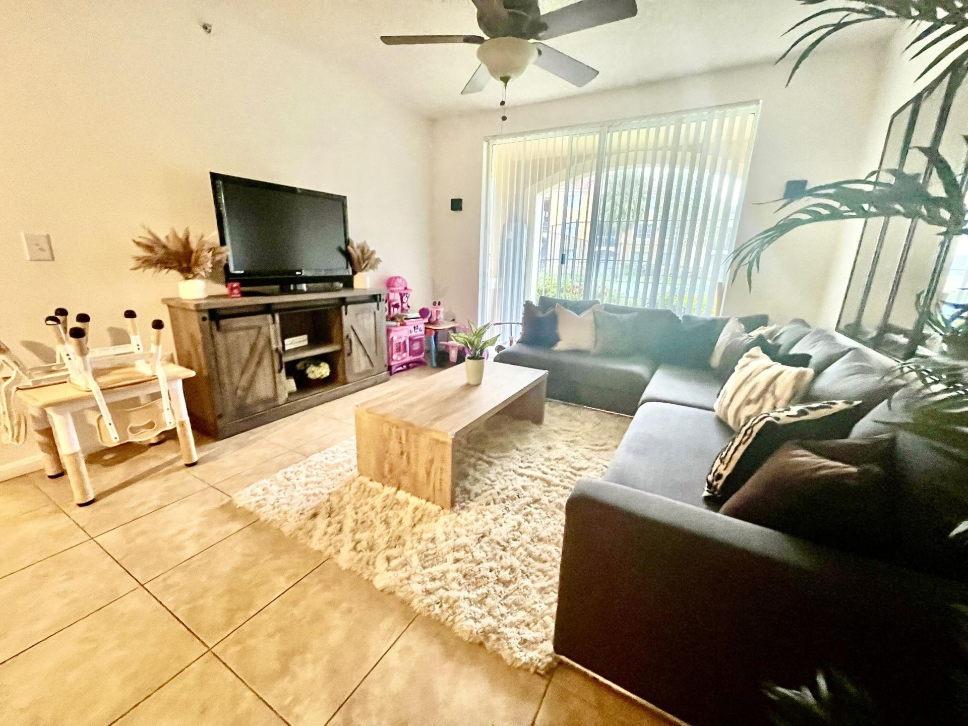 8010 N Nob Hill Road, Unit 106, Tamarac, FL 33321 Photo