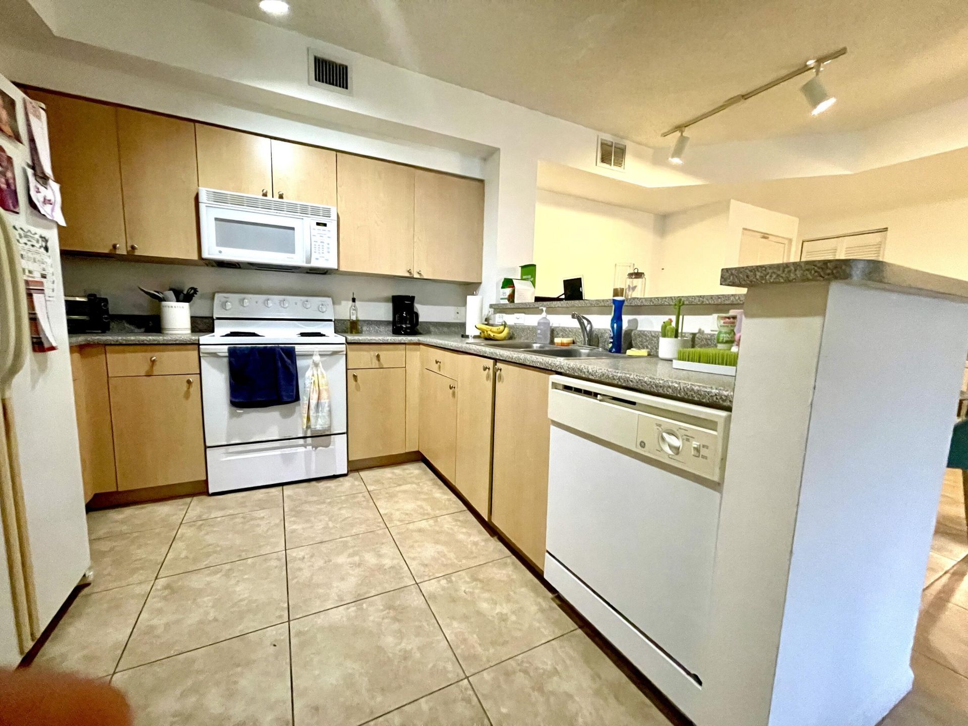 8010 N Nob Hill Road, Unit 106, Tamarac, FL 33321 Photo