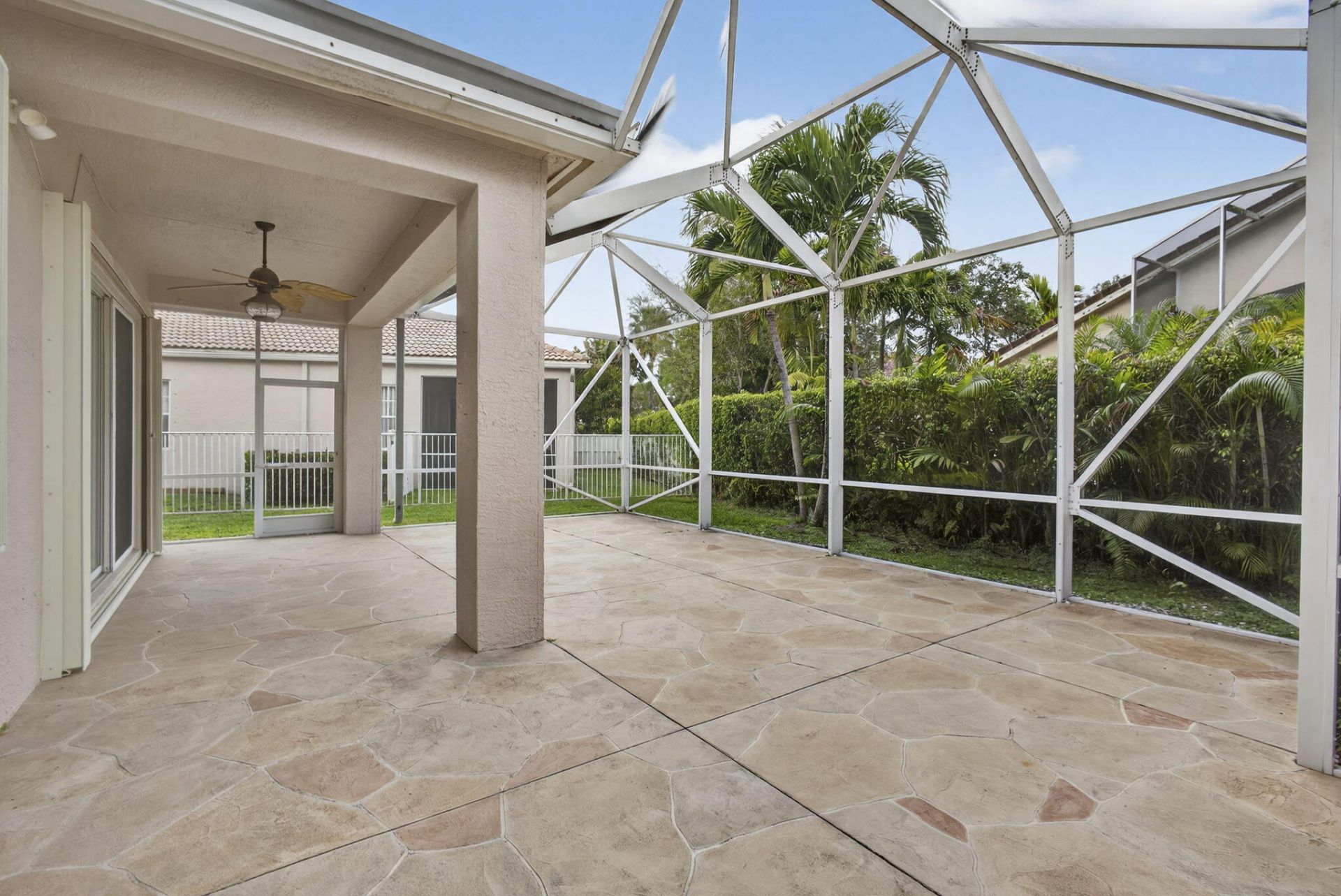 2675 Pyes Harbour, West Palm Beach, FL 33411 Photo
