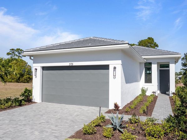 375 SE Via Sangro, Port St. Lucie, FL 34952