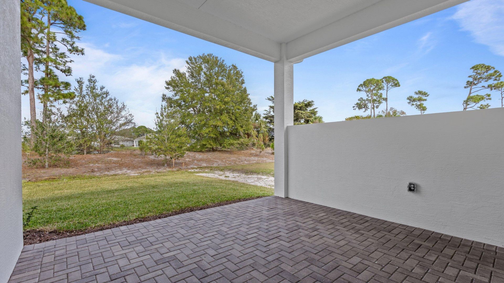 375 SE Via Sangro, Port Saint Lucie, FL 34952 Photo