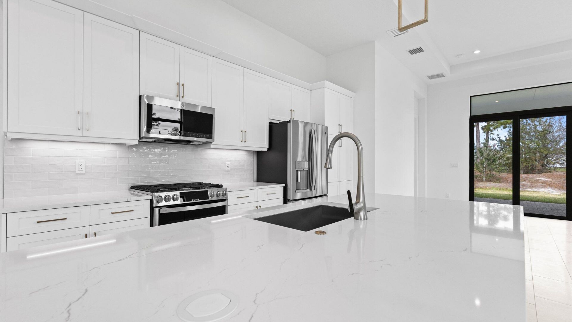 375 SE Via Sangro, Port Saint Lucie, FL 34952 Photo