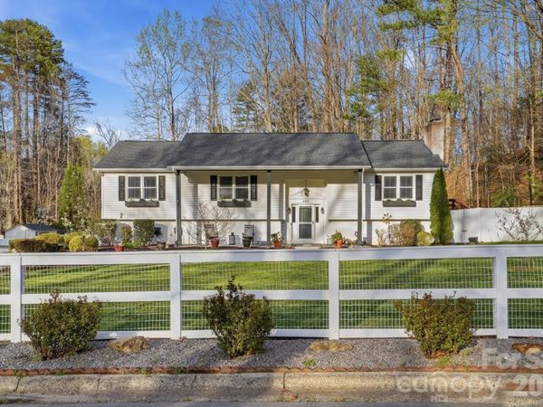 490 Woodend Drive SE, Concord, NC 28025