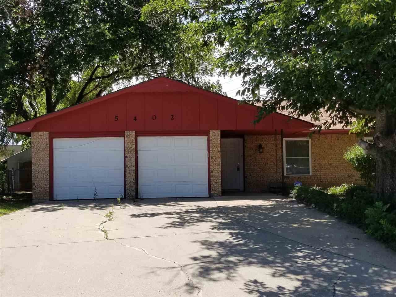 5402 NW Cottonwood Dr, Lawton, OK 73505 Main Photo