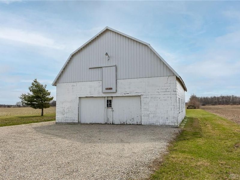 7627 Horatio Harris Creek Road, Bradford, OH 45308 Photo 5