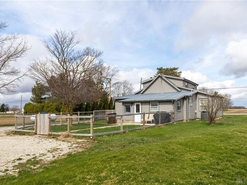 7627 Horatio Harris Creek Road, Bradford, OH 45308 Photo 8