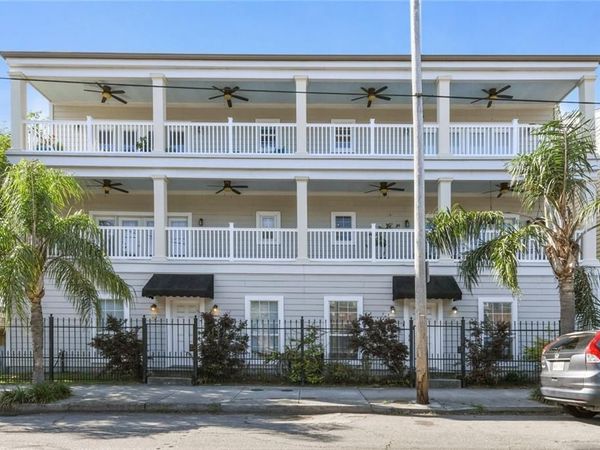 3205 CARONDELET Street , Unit 101, New Orleans, LA 70115