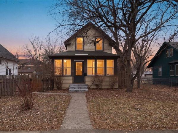 2820 33rd Avenue S, Minneapolis, MN 55406