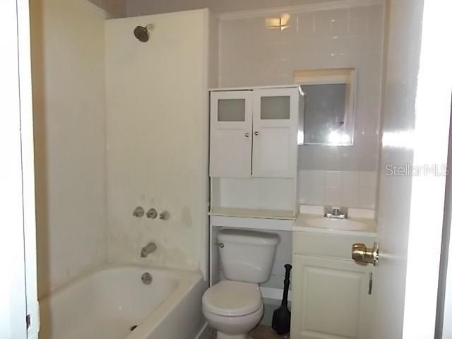 518 6th Avenue Sw, Largo, FL 33770 Photo