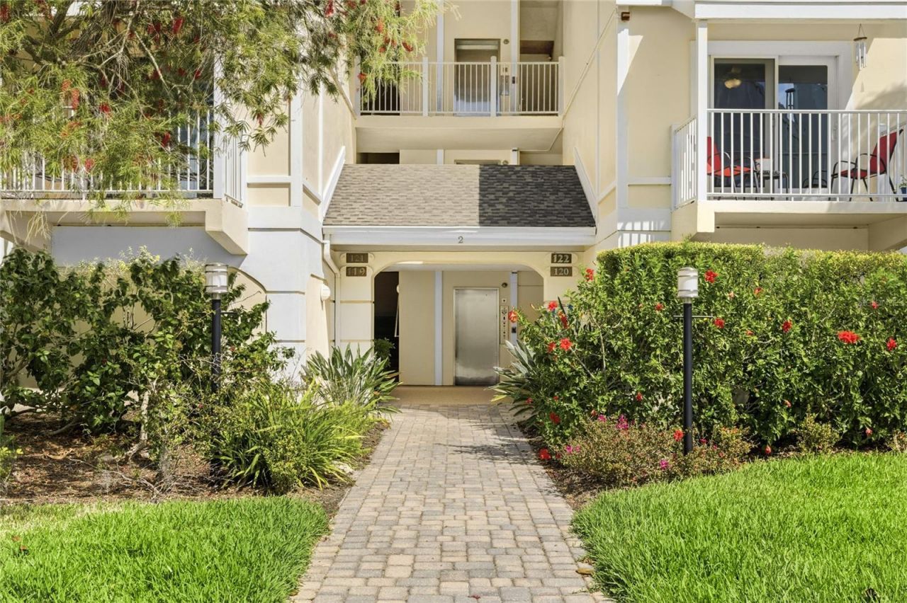 120 Tidy Island Boulevard, Unit 120, Bradenton, FL 34210 Photo