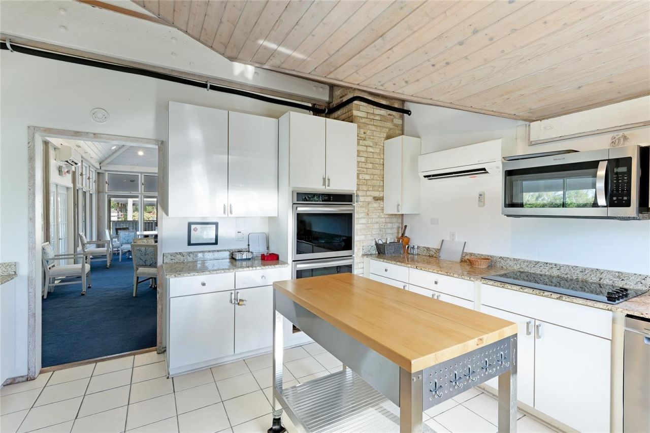 120 Tidy Island Boulevard, Unit 120, Bradenton, FL 34210 Photo