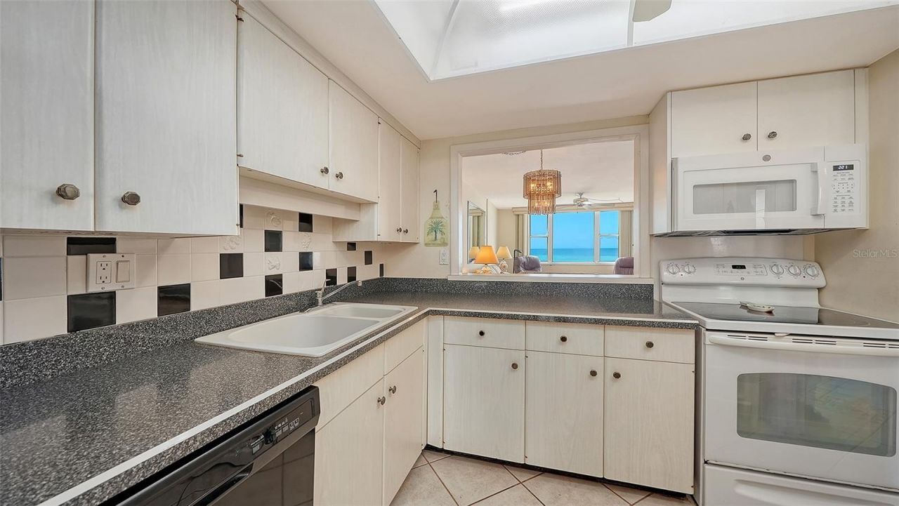 1100 Tarpon Center Drive, Unit 4B, Venice, FL 34285 Photo