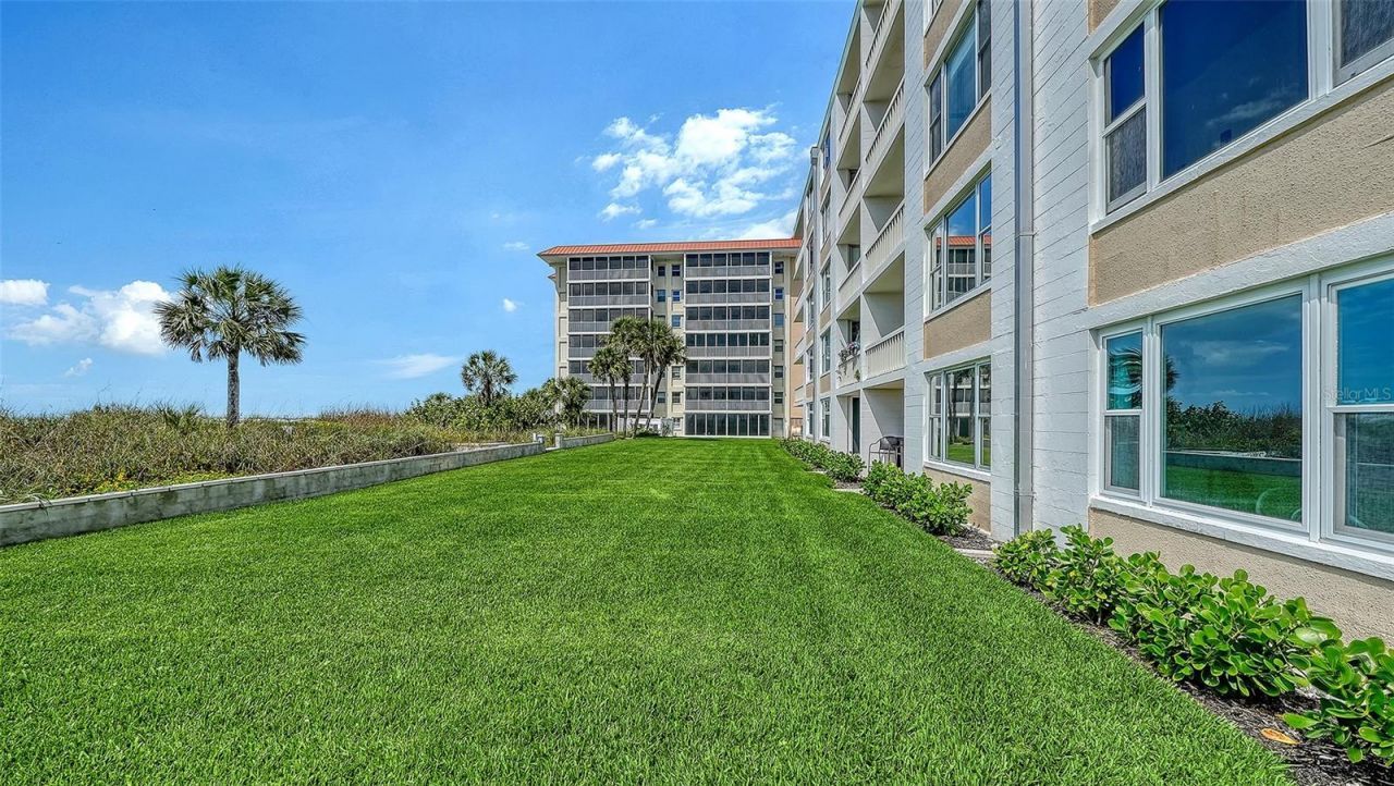 1100 Tarpon Center Drive, Unit 4B, Venice, FL 34285 Photo