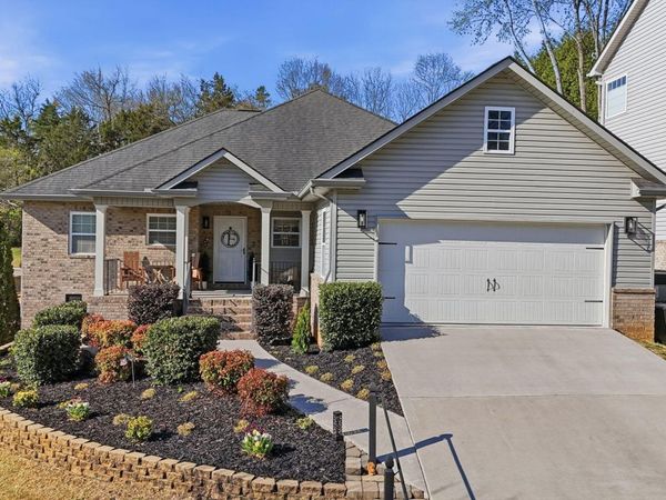 1125 Maples Glen Lane, Knoxville, TN 37923