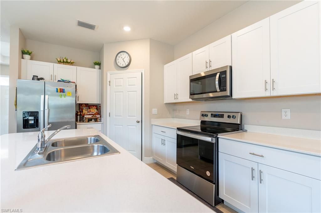 802 Friendship Cir, Labelle, FL 33935 Photo