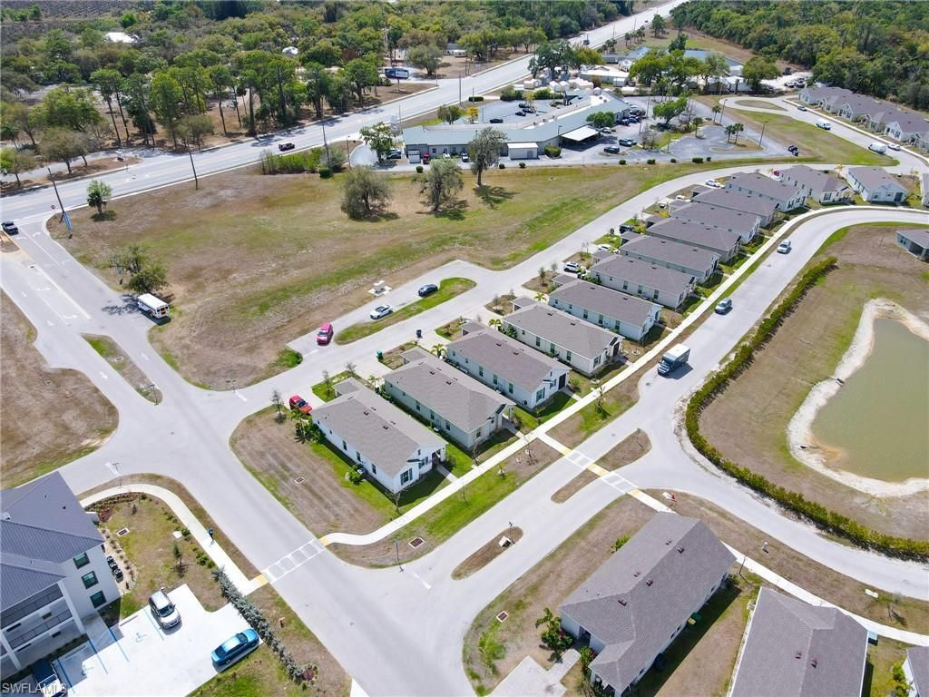 802 Friendship Cir, Labelle, FL 33935 Photo