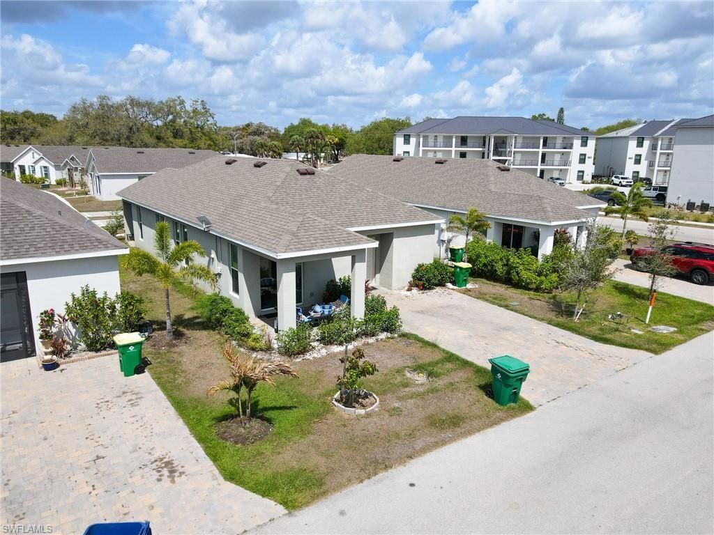 802 Friendship Cir, Labelle, FL 33935 Photo