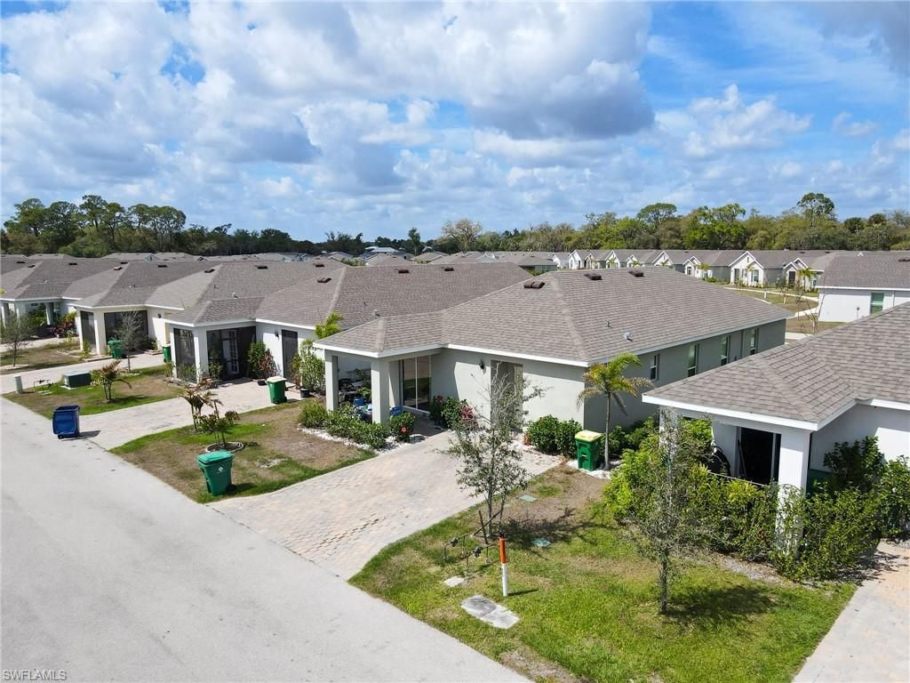 802 Friendship Cir, Labelle, FL 33935 Photo