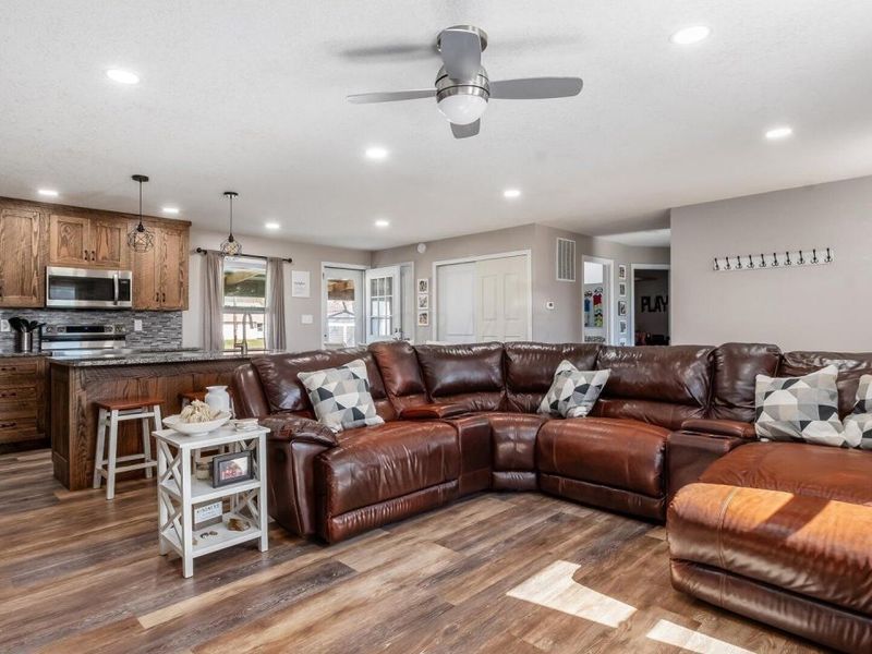 152 Fleming Drive NE, Newark, OH 43055 Photo 5