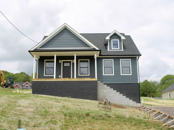 118 Crows Hill Drive, Gordonsville, TN 38563
