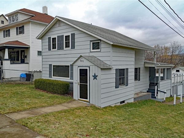 201 W 1st Street , Corning, NY 14830