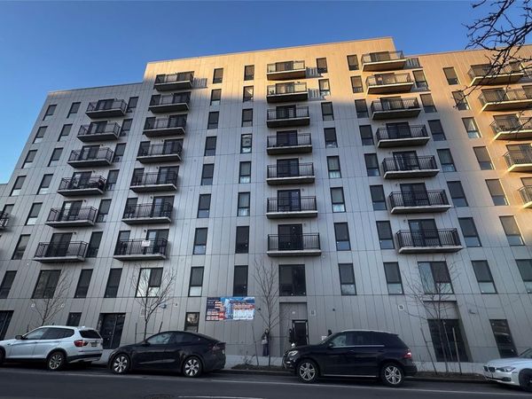 70-25 Queens Blvd , Unit 3L, Woodside, NY 11377