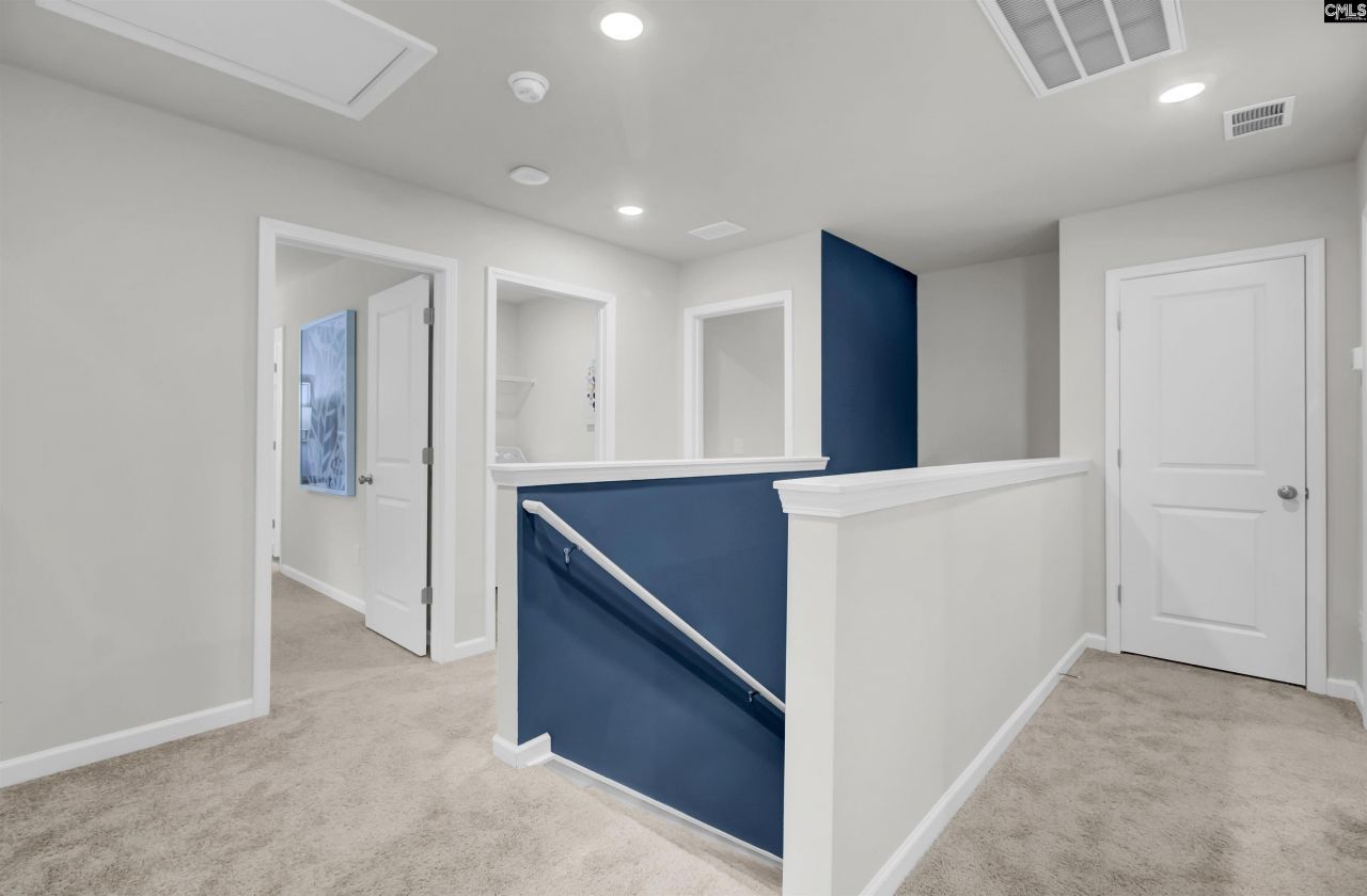 160 Kingfield Drive Photo 12