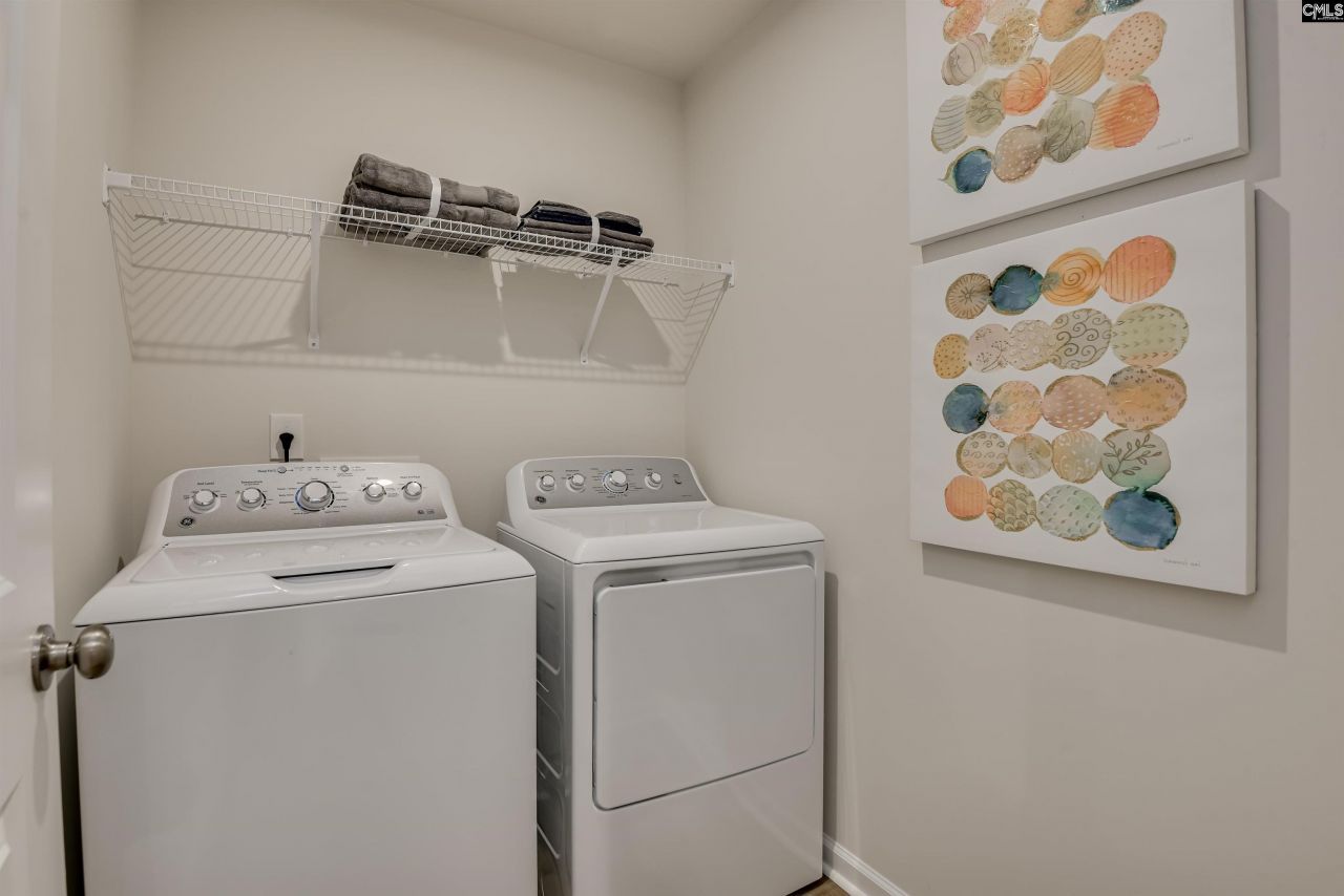 160 Kingfield Drive Photo 14