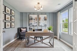 160 Kingfield Drive photo 4